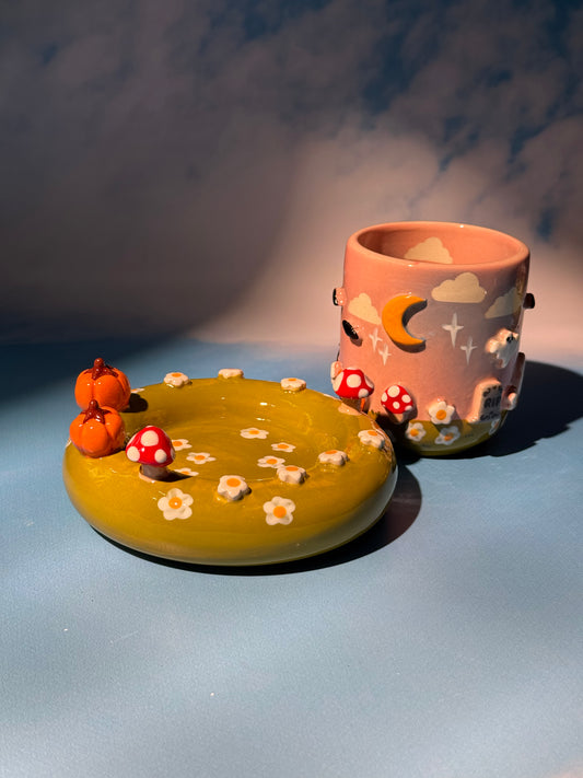 GHOSTY MUG SAUCER SET 2