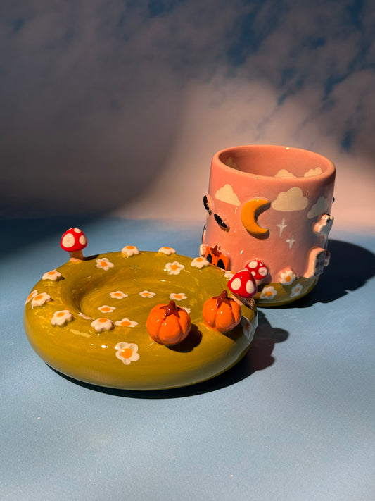 GHOSTY MUG SAUCER SET 4