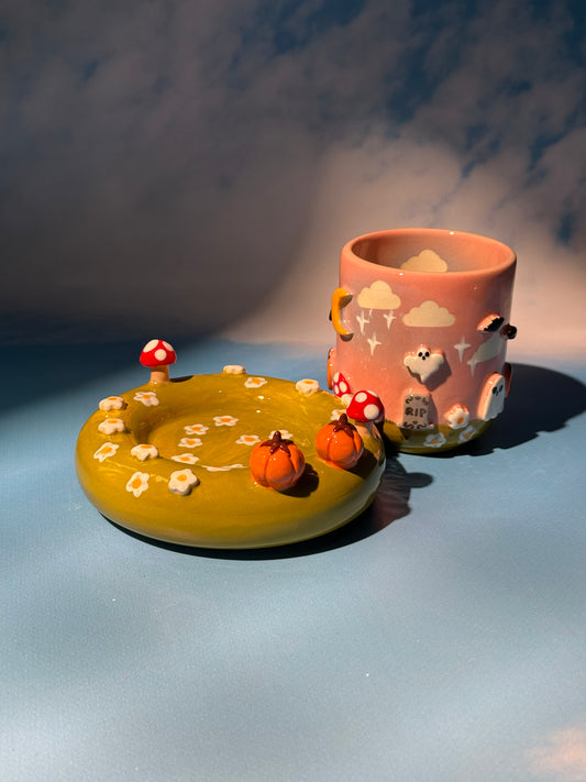 GHOSTY MUG SAUCER SET 5