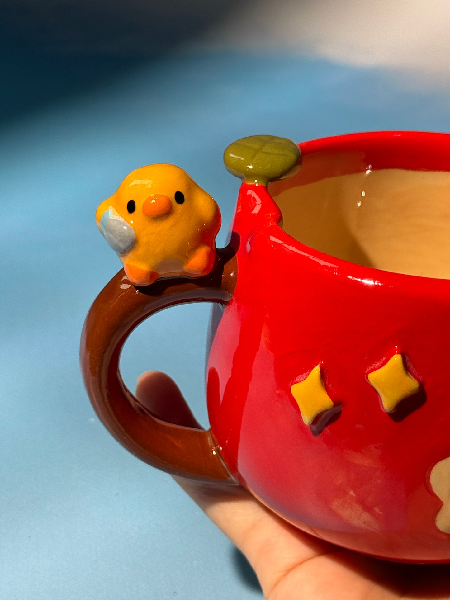 Apple Mug 4