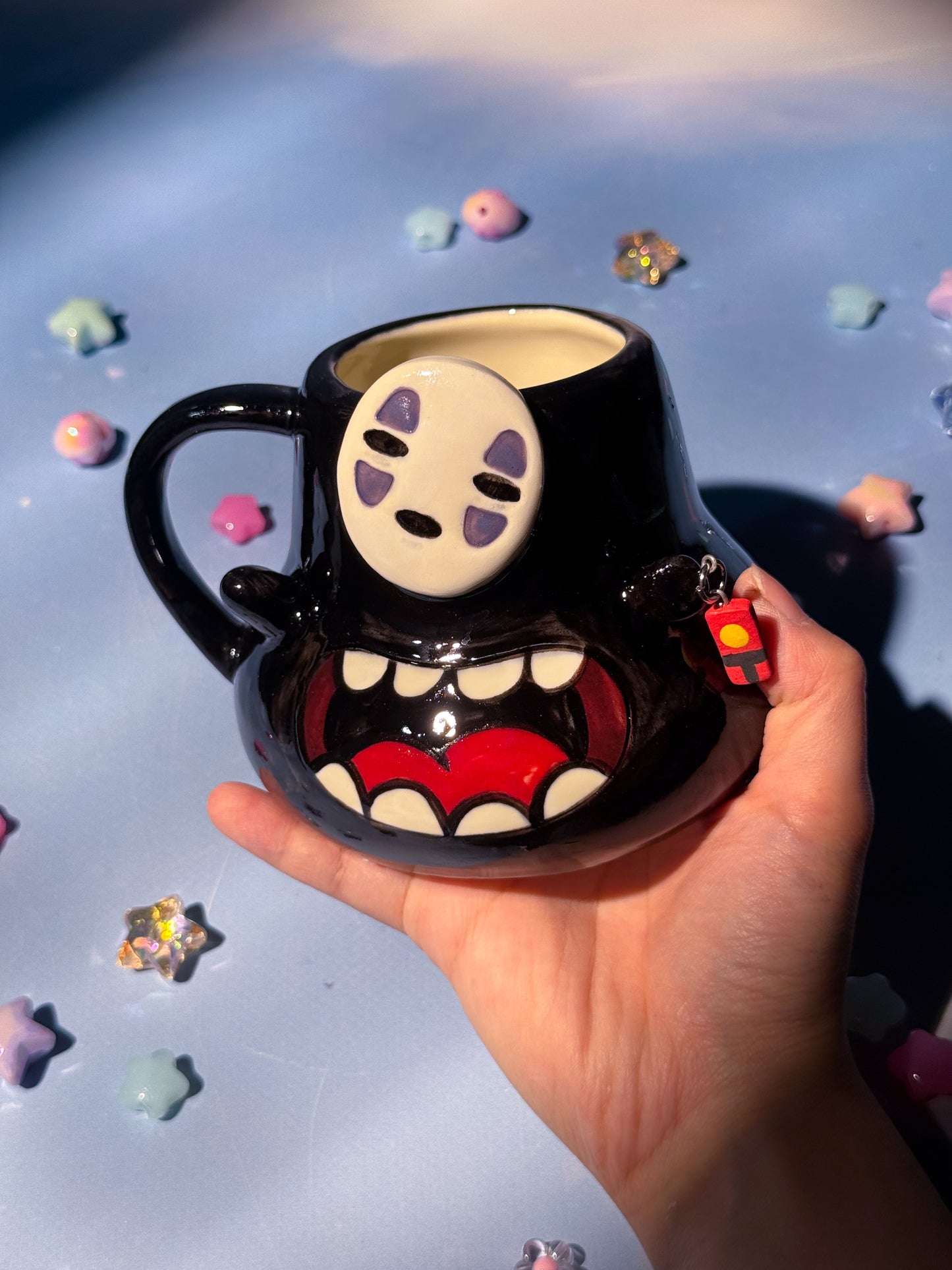 Giant No Face Mug 2