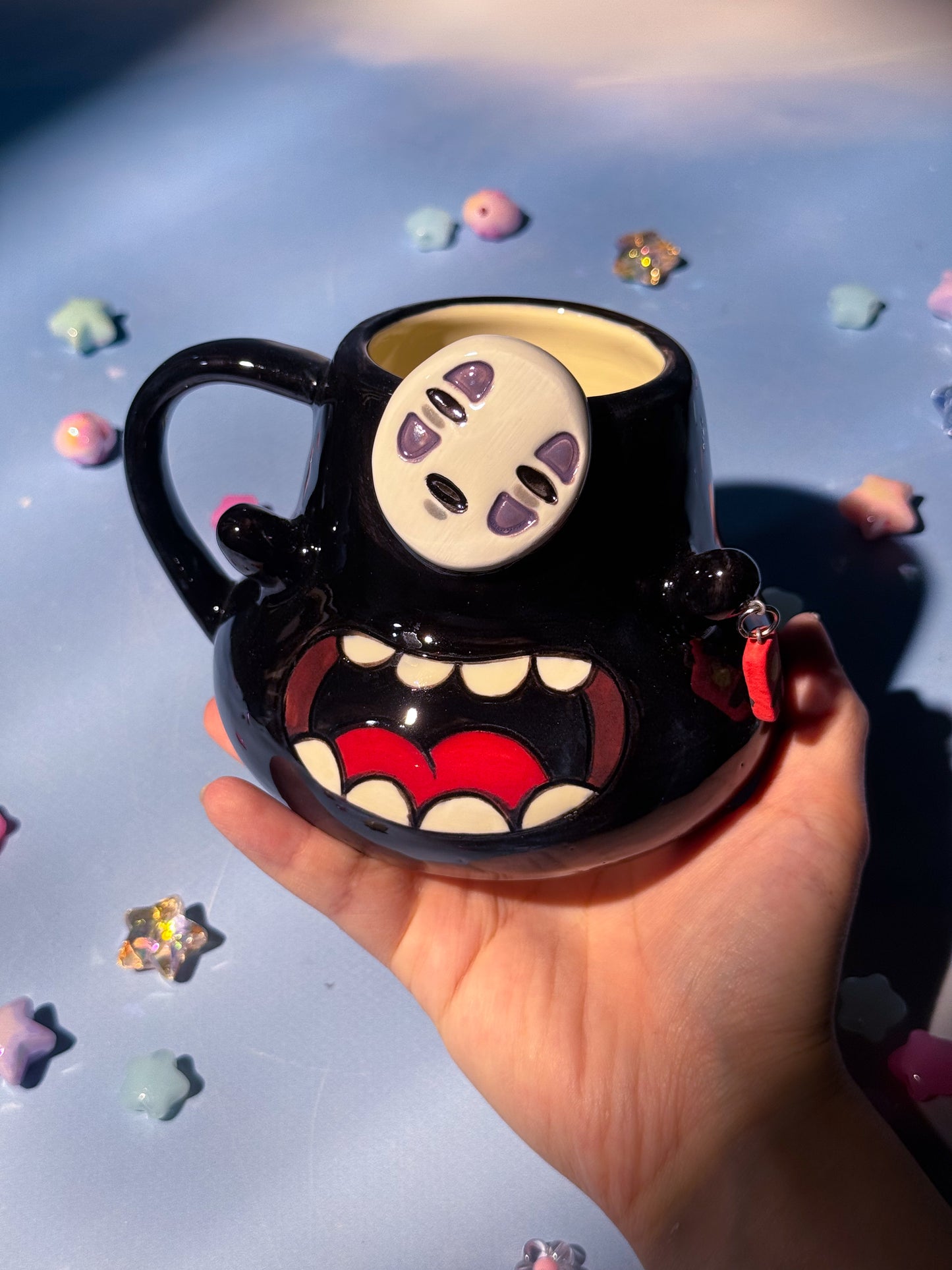 Giant No Face Mug 3