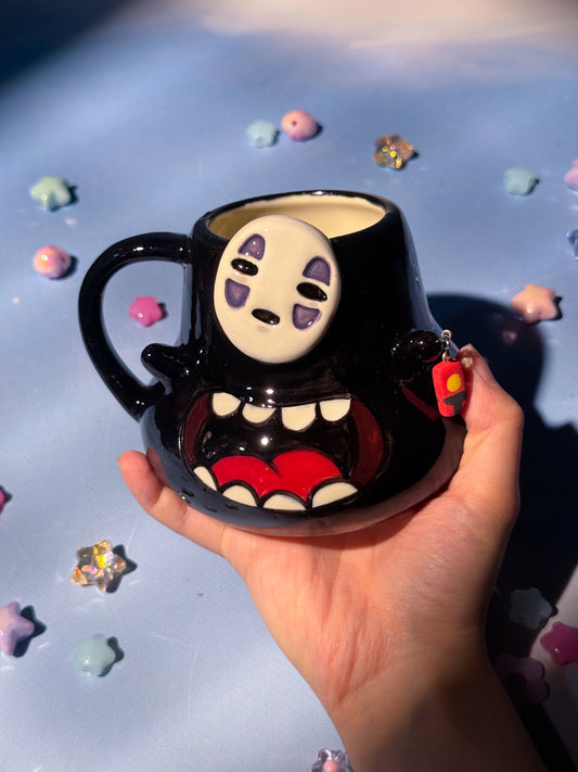 Giant No Face Mug 4