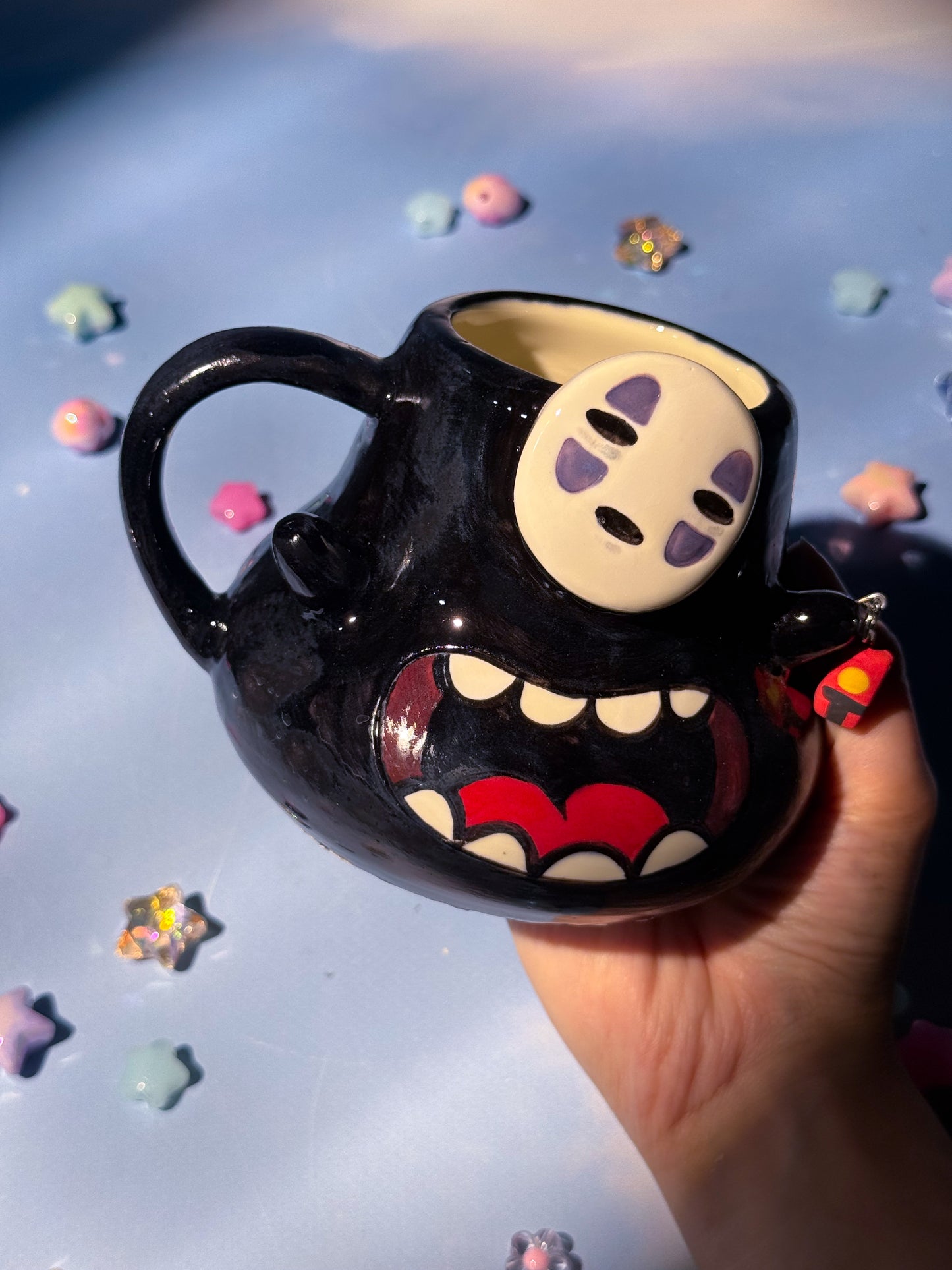 Giant No Face Mug 6