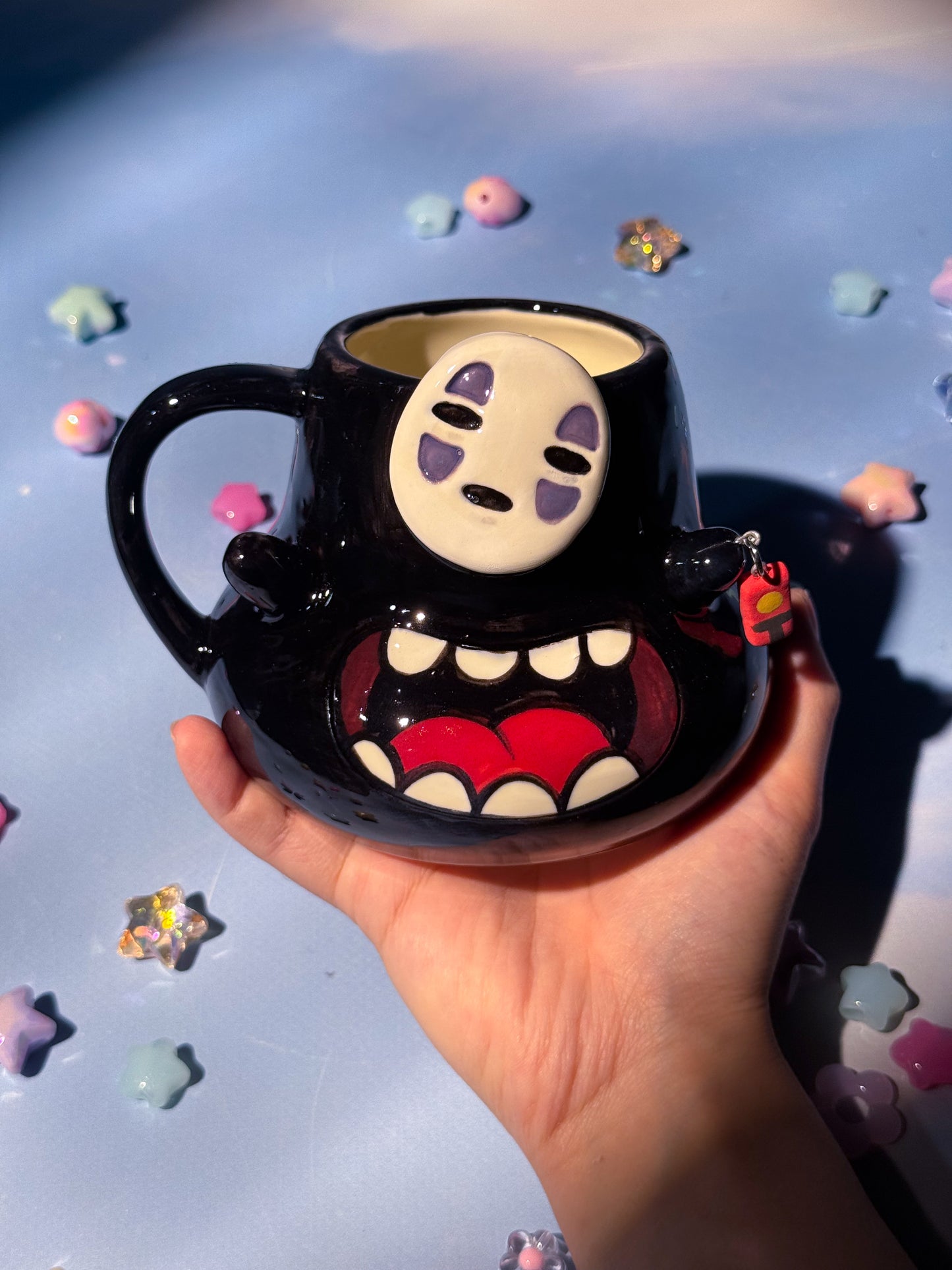 Giant No Face Mug 7