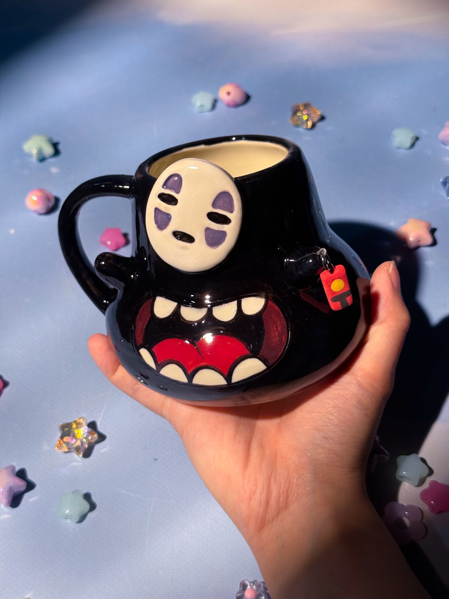 Giant No Face Mug 7