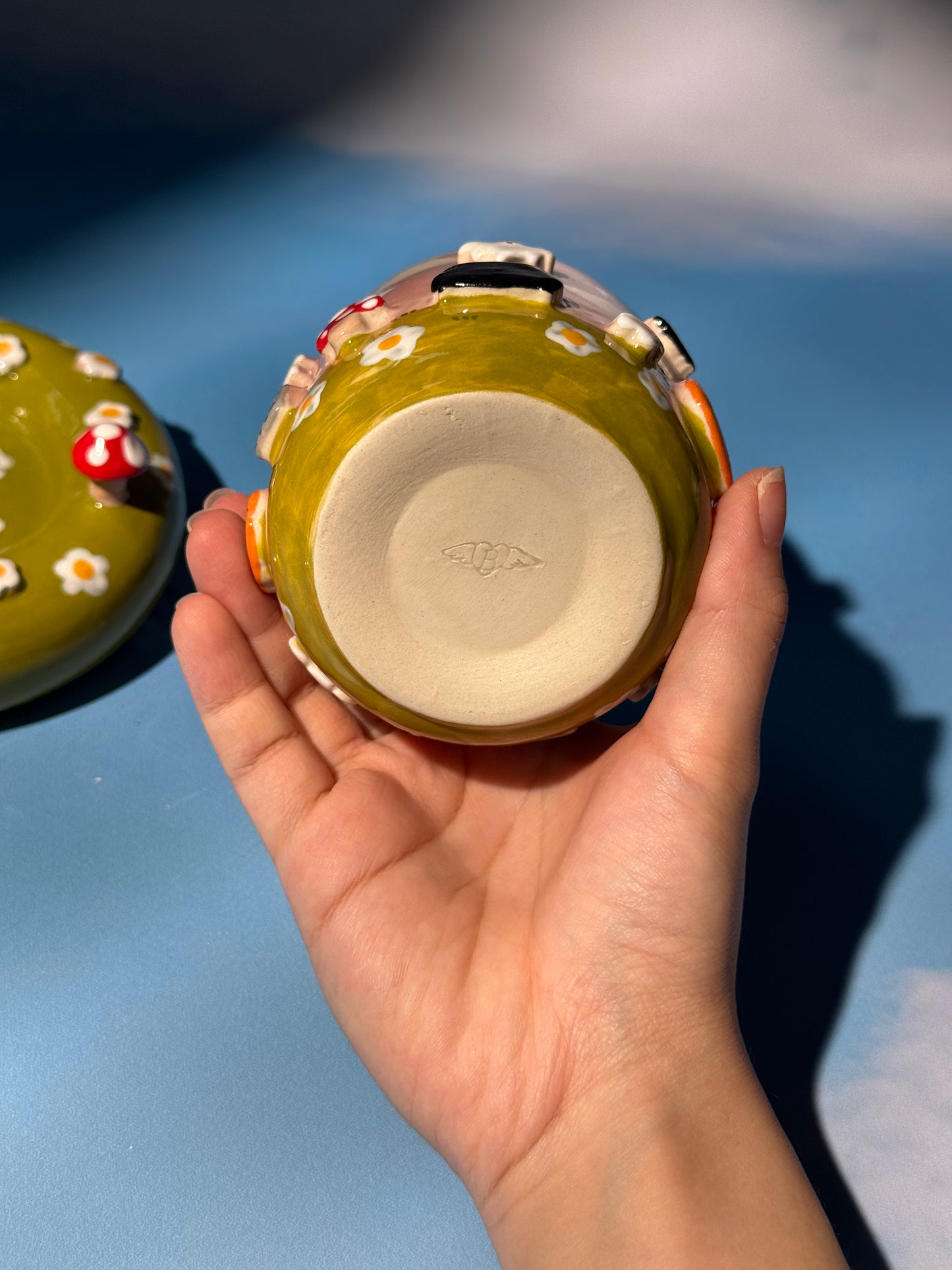 GHOSTY MUG SAUCER SET 1