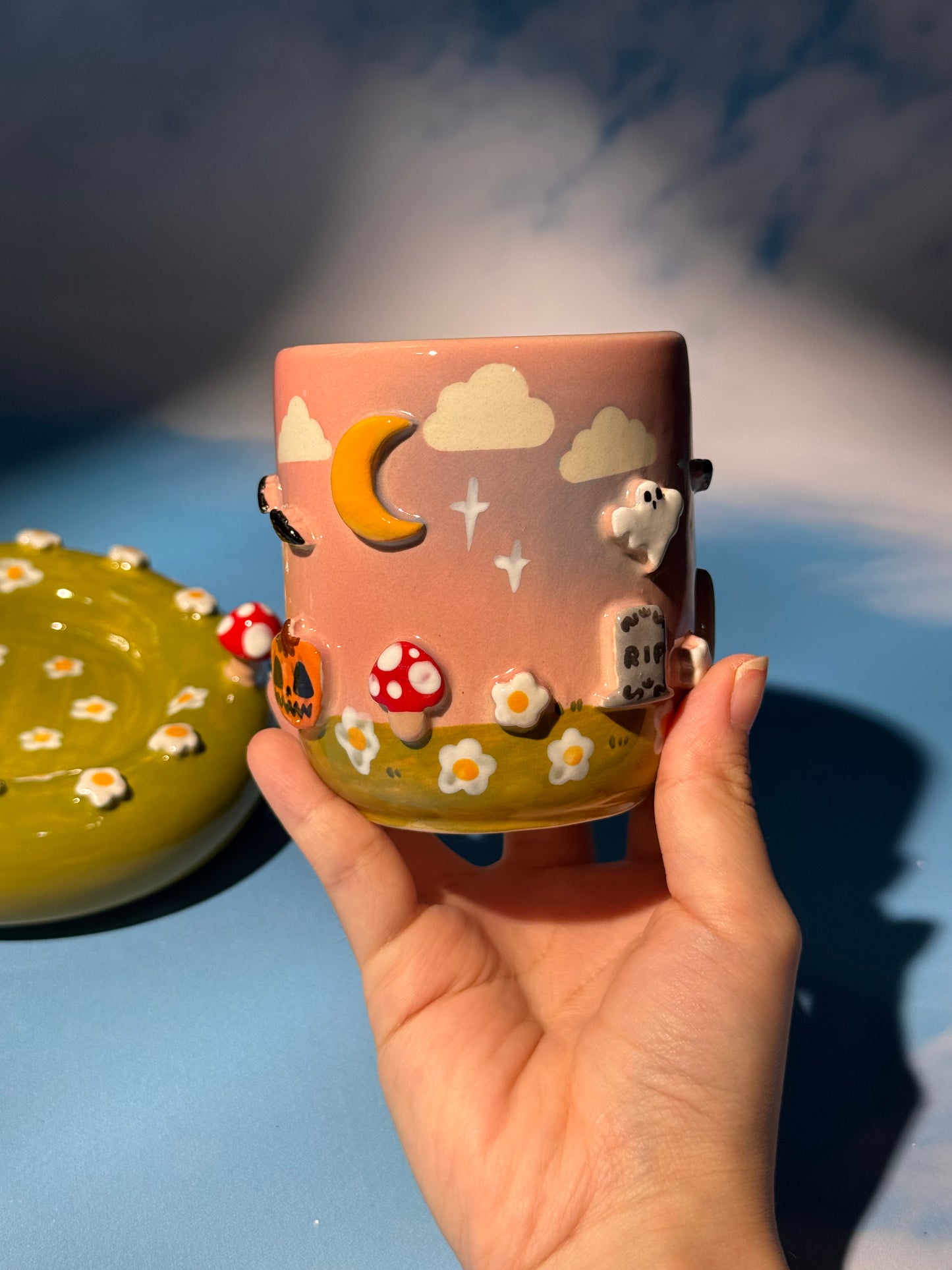 GHOSTY MUG SAUCER SET 4
