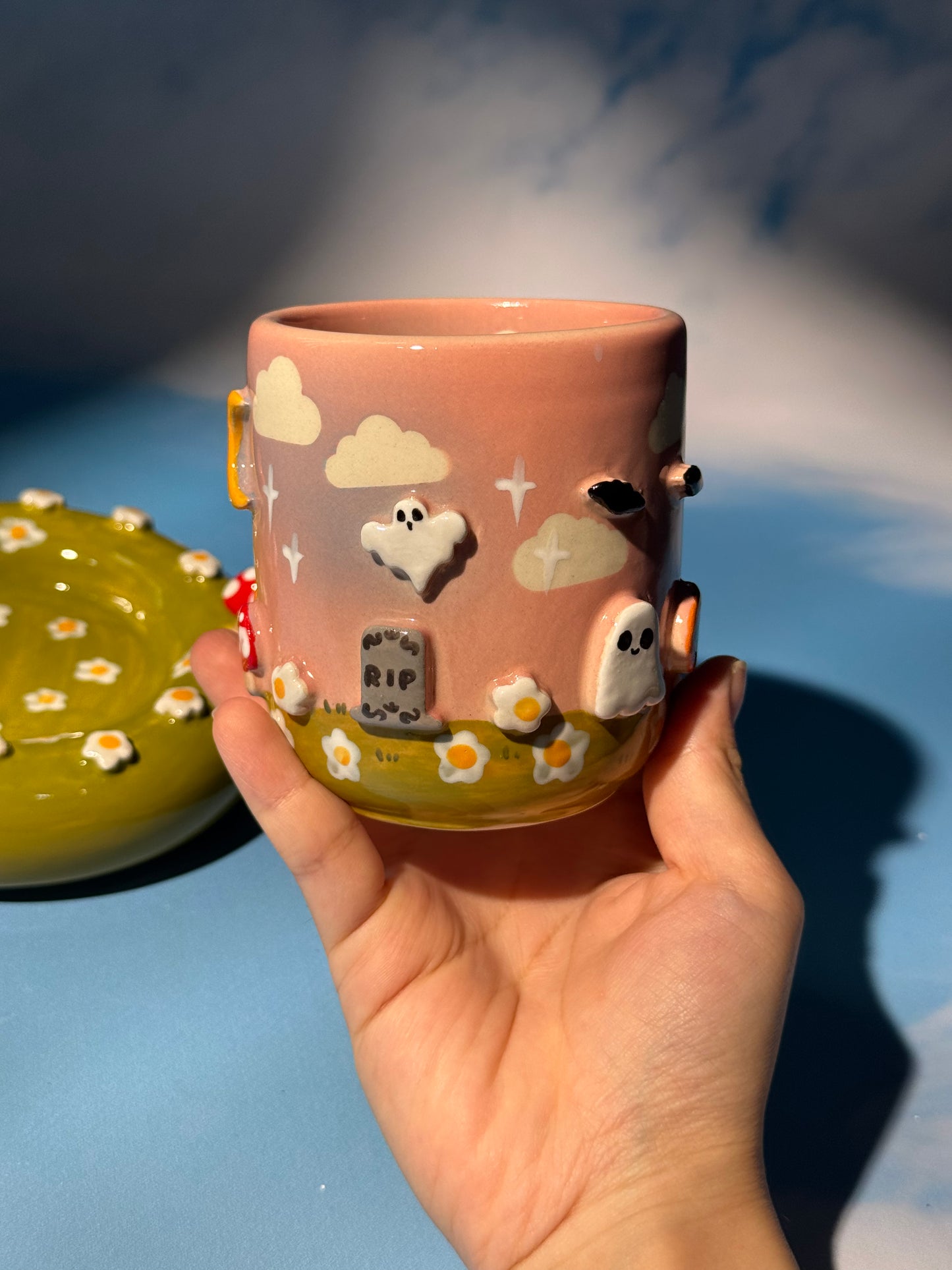 GHOSTY MUG SAUCER SET 4