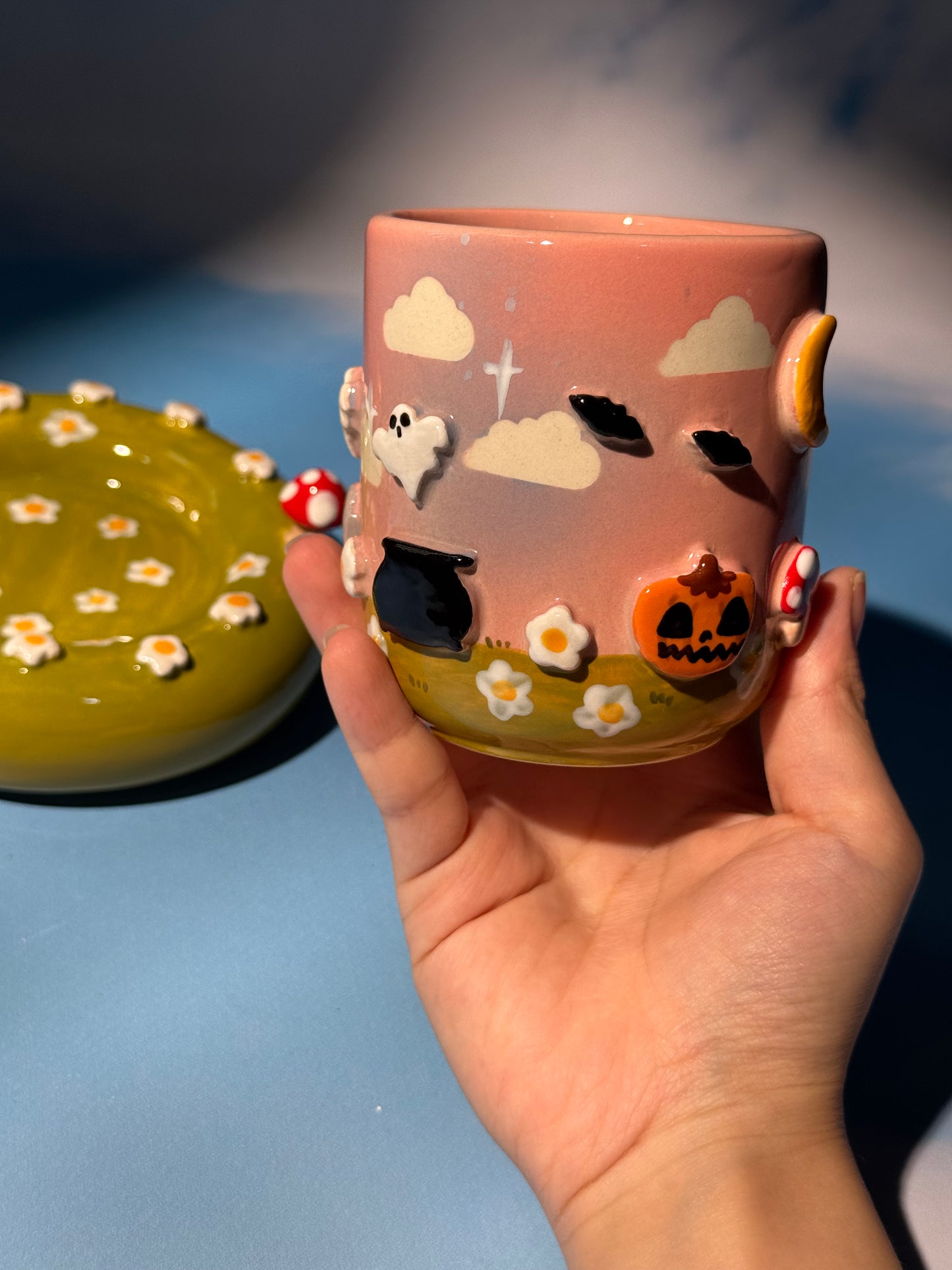 GHOSTY MUG SAUCER SET 4