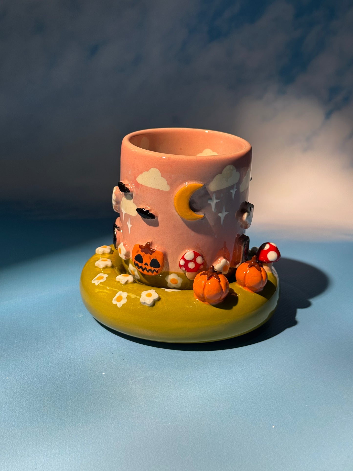 GHOSTY MUG SAUCER SET 5