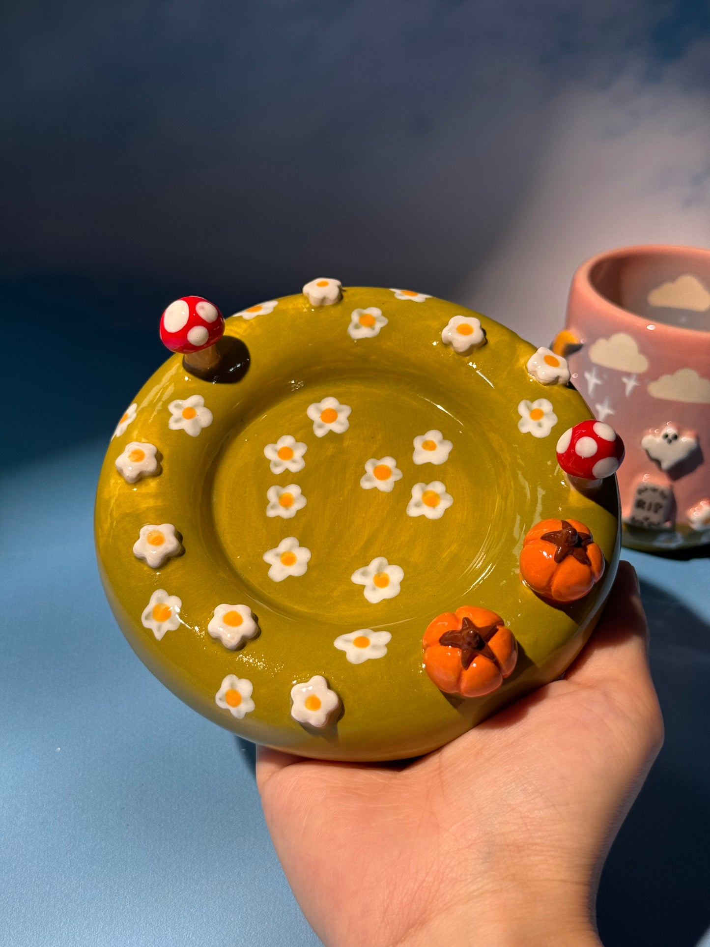 GHOSTY MUG SAUCER SET 5
