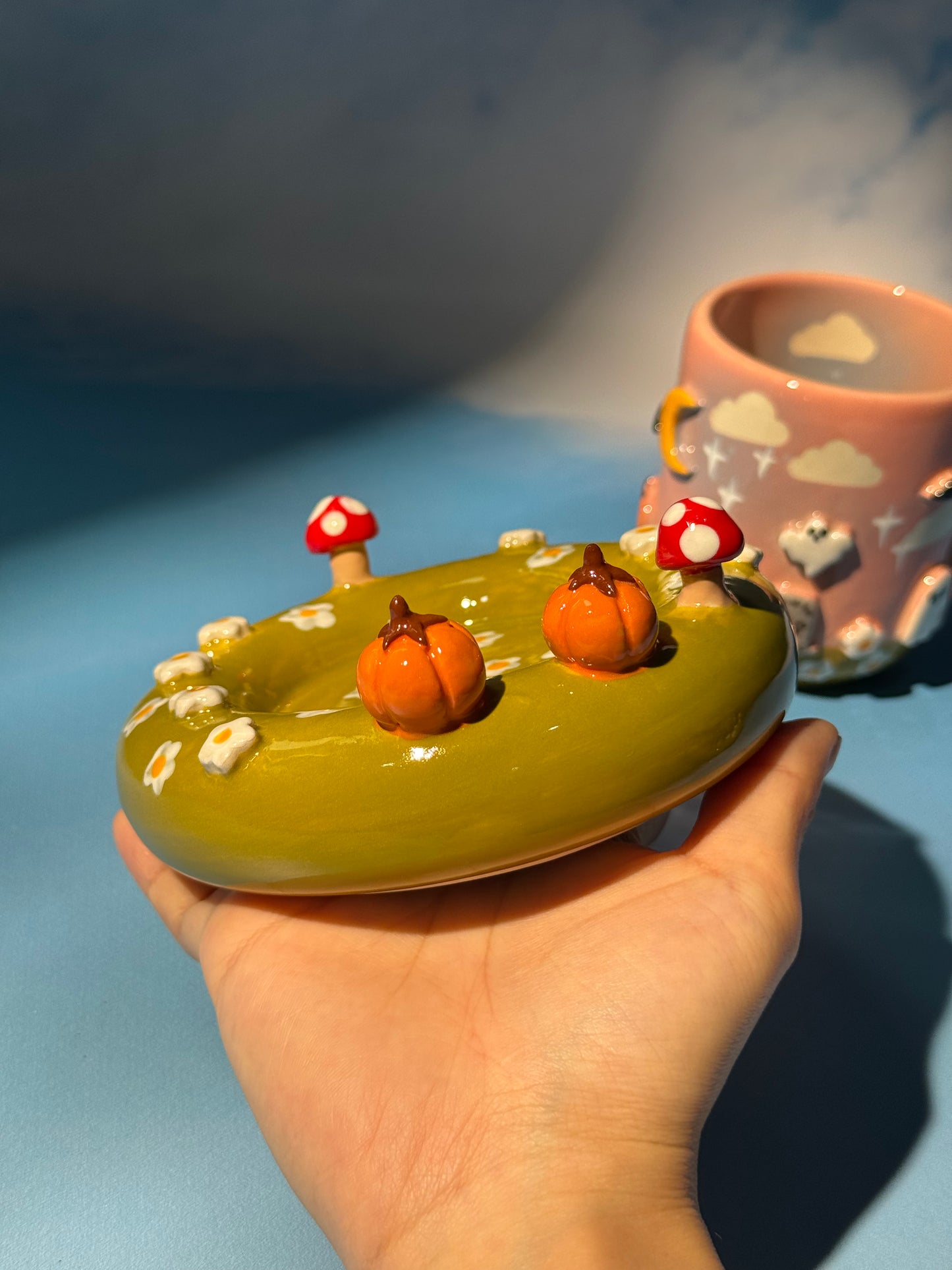 GHOSTY MUG SAUCER SET 5