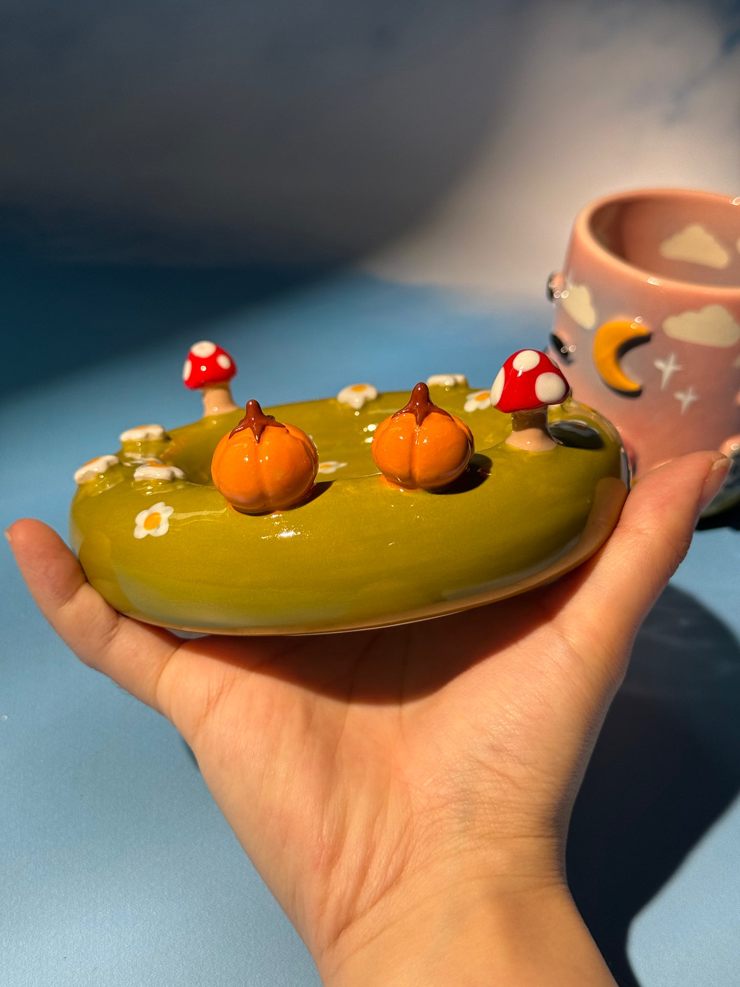 GHOSTY MUG SAUCER SET 6
