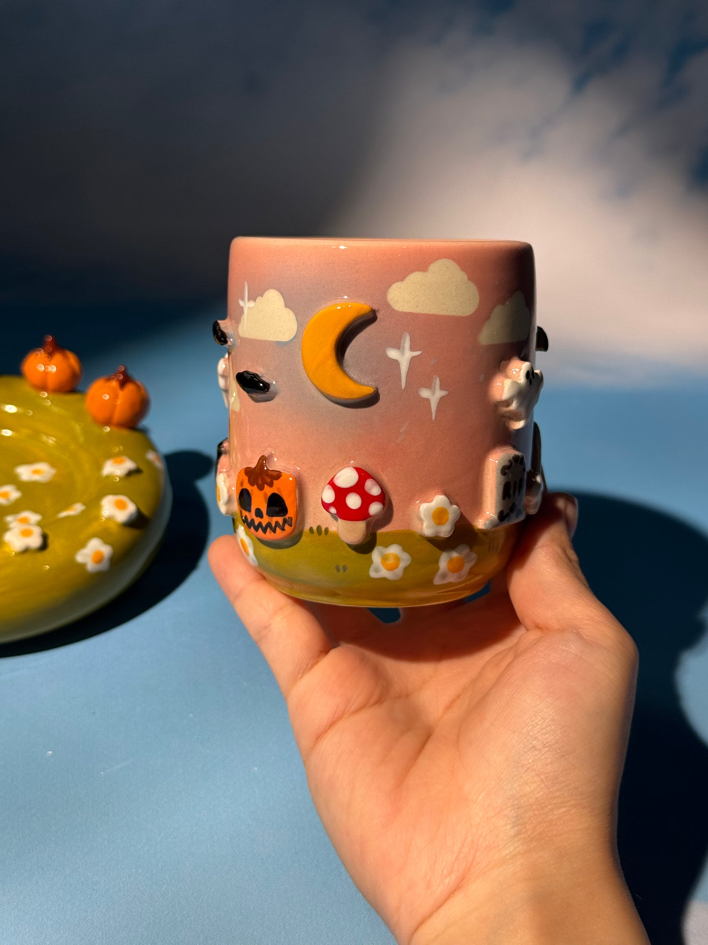 GHOSTY MUG SAUCER SET 6