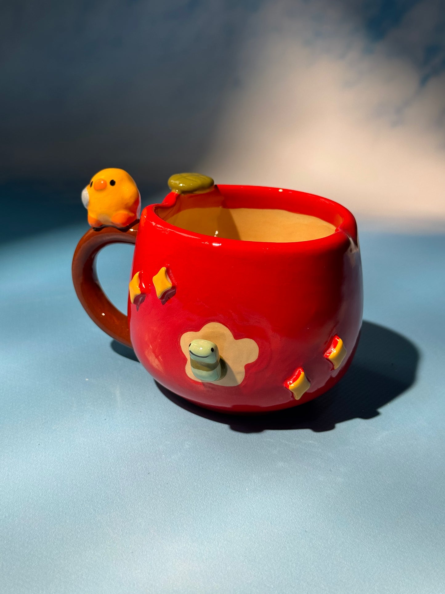 Apple Mug 4