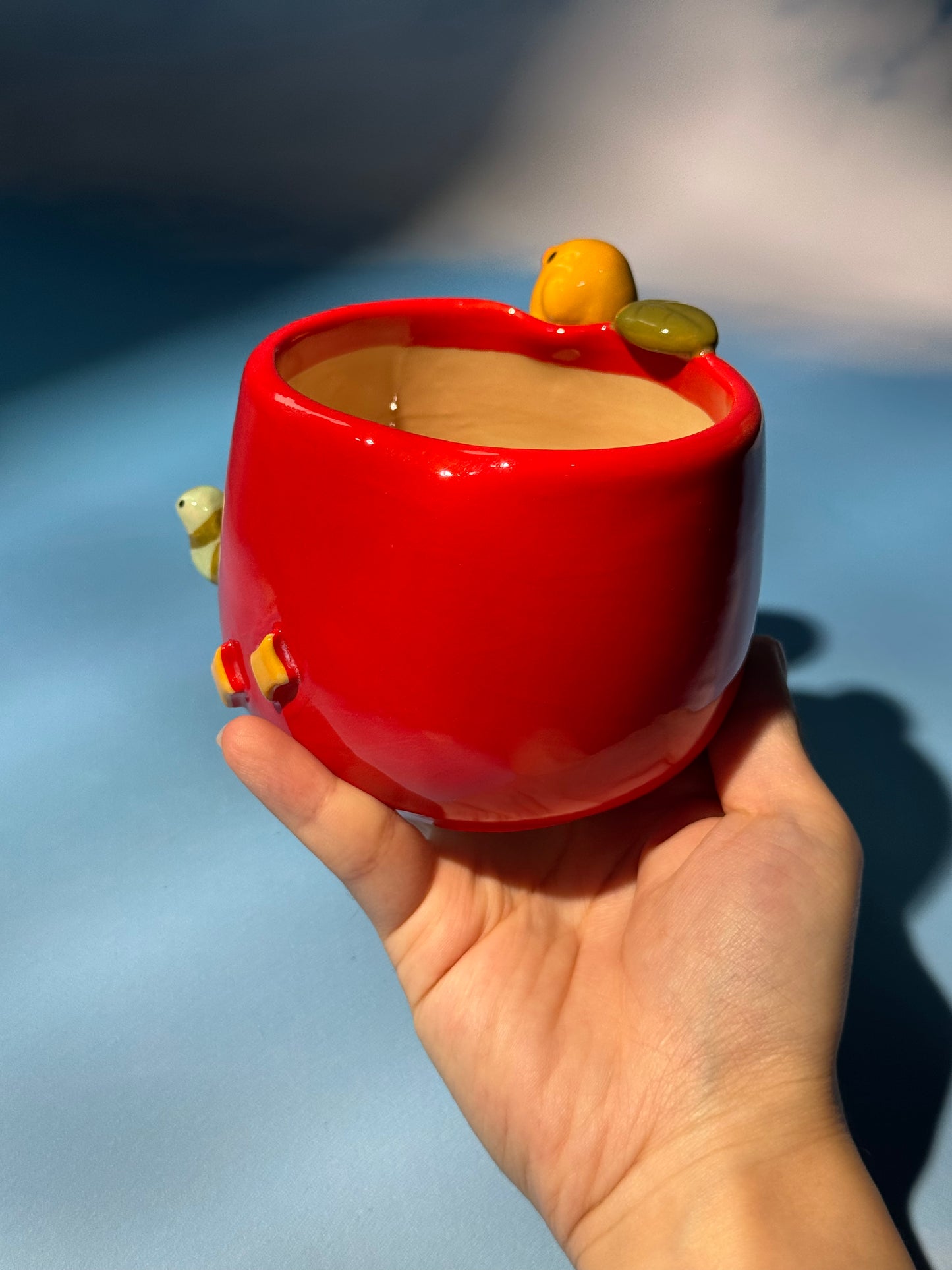 Apple Mug 4