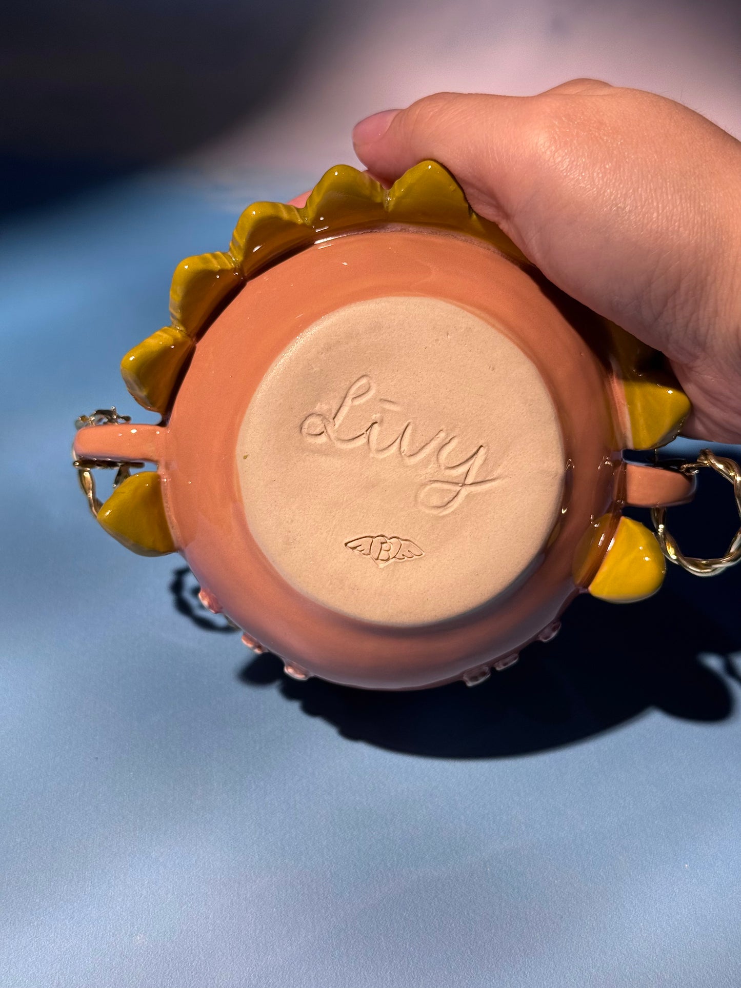LIVY MUG 4